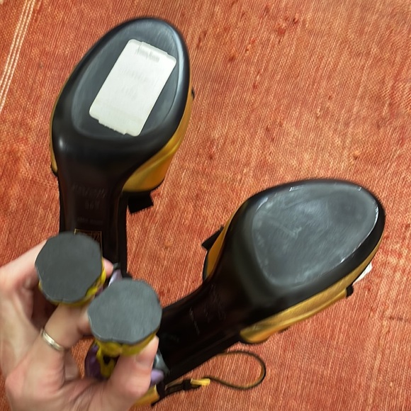 NEW Prada 2008 Fairy collection carved orchid heels - Picture 5 of 11